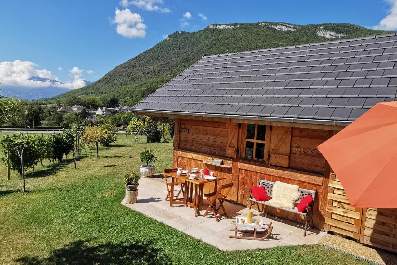 Au Petit Chalet Avec Son Spa - Escapade En Amoureux ! Villa Cruet Kültér fotó